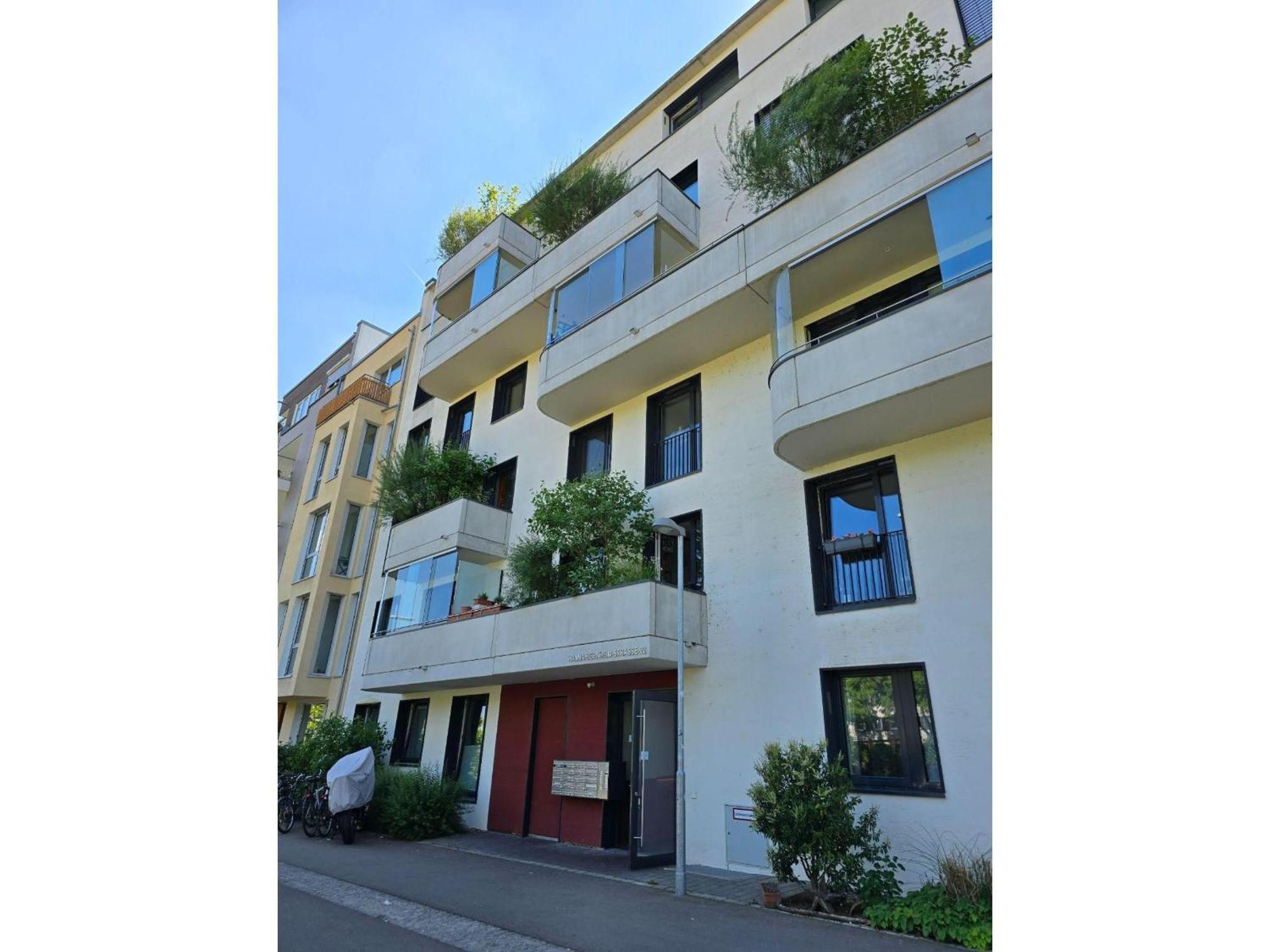 Stadtnahes Gaestezimmer Im Penthouse Bei Esi Tübingen Eksteriør billede